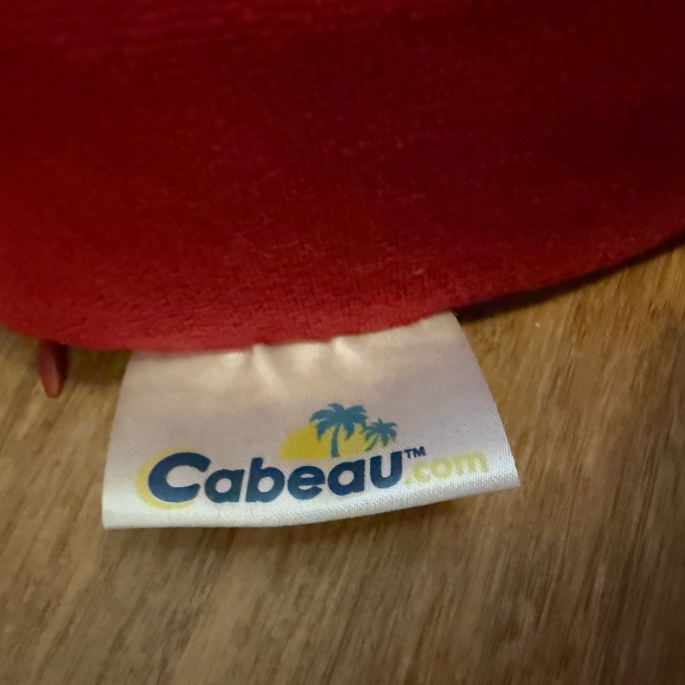Travel Neck Pillow- Cabeau Evolution Classic® - Picture 4 of 11